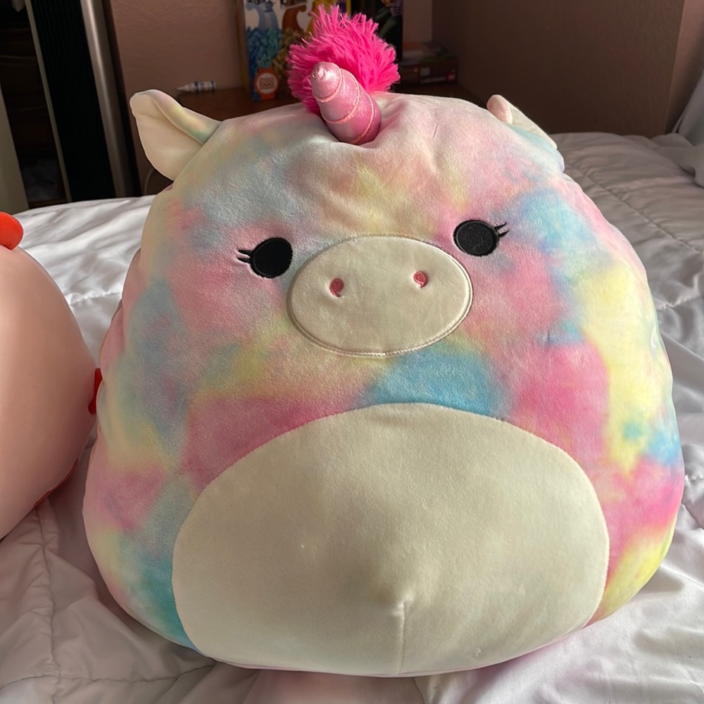 Esmeralda 16’’ Inch Squishmallow Tie Dye Unicorn with Mane and Tail Rare